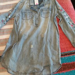 NWT Denim Ebroidery Shirt/dress